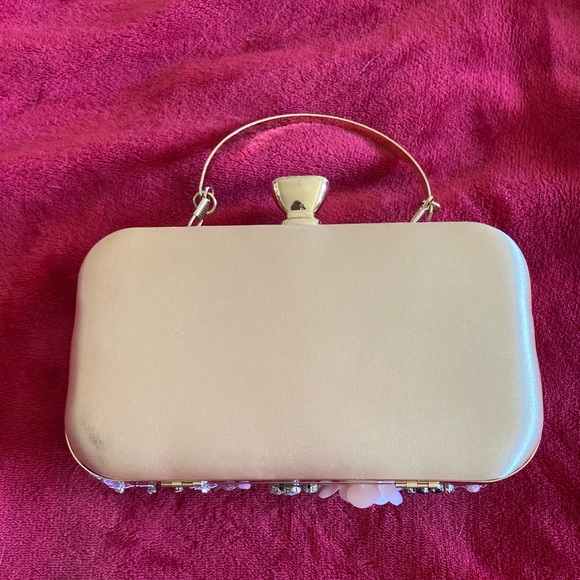 Floral Embellished Clutch - Picture 6 of 6